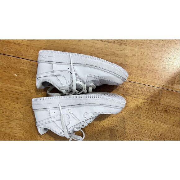 Nike Unisex Kids Lace Up Low Top Air Force 1 PS Sneaker Shoes White Size 12 - Picture 6 of 11